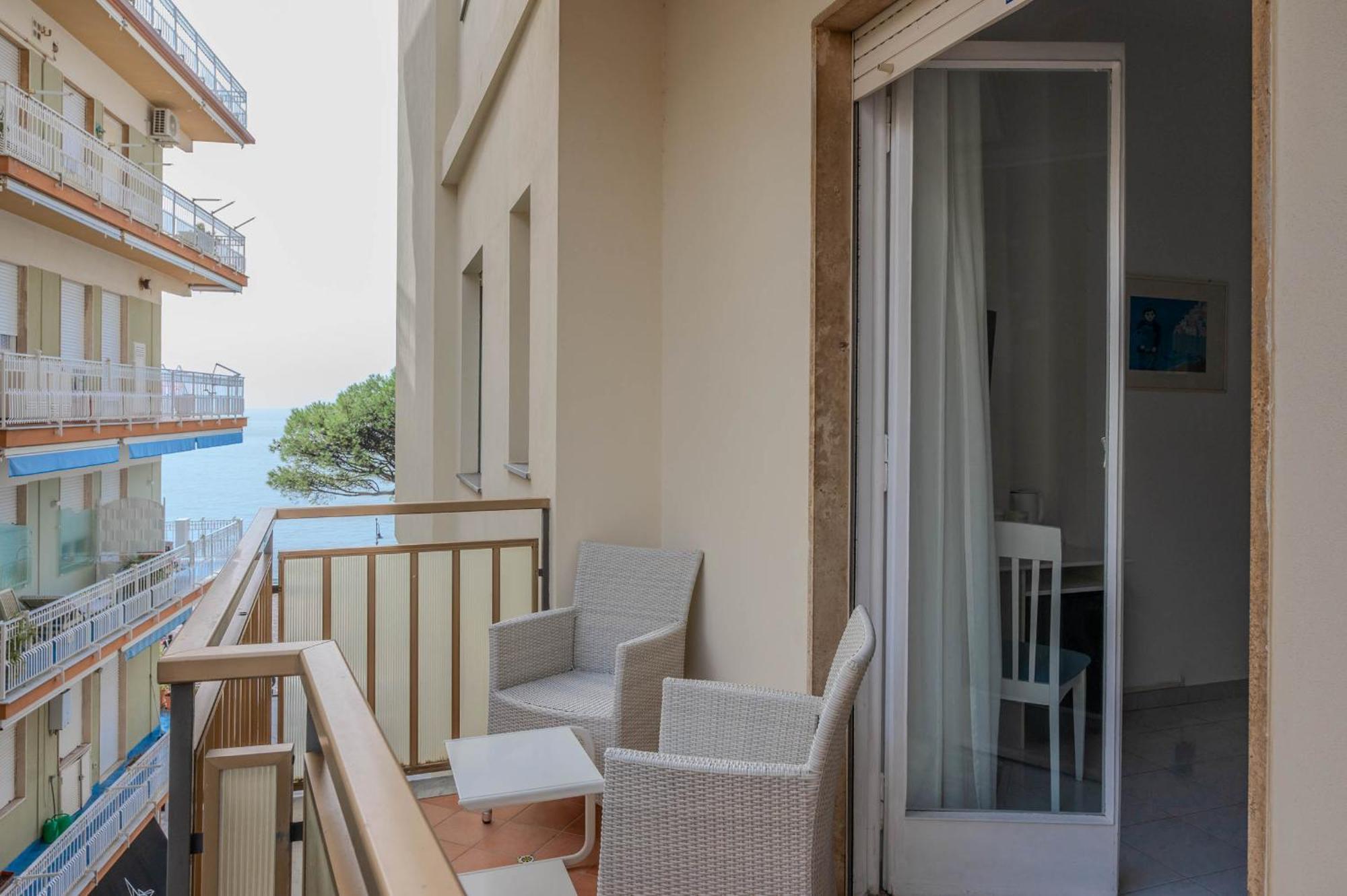 Hotel Panorama Майори Экстерьер фото