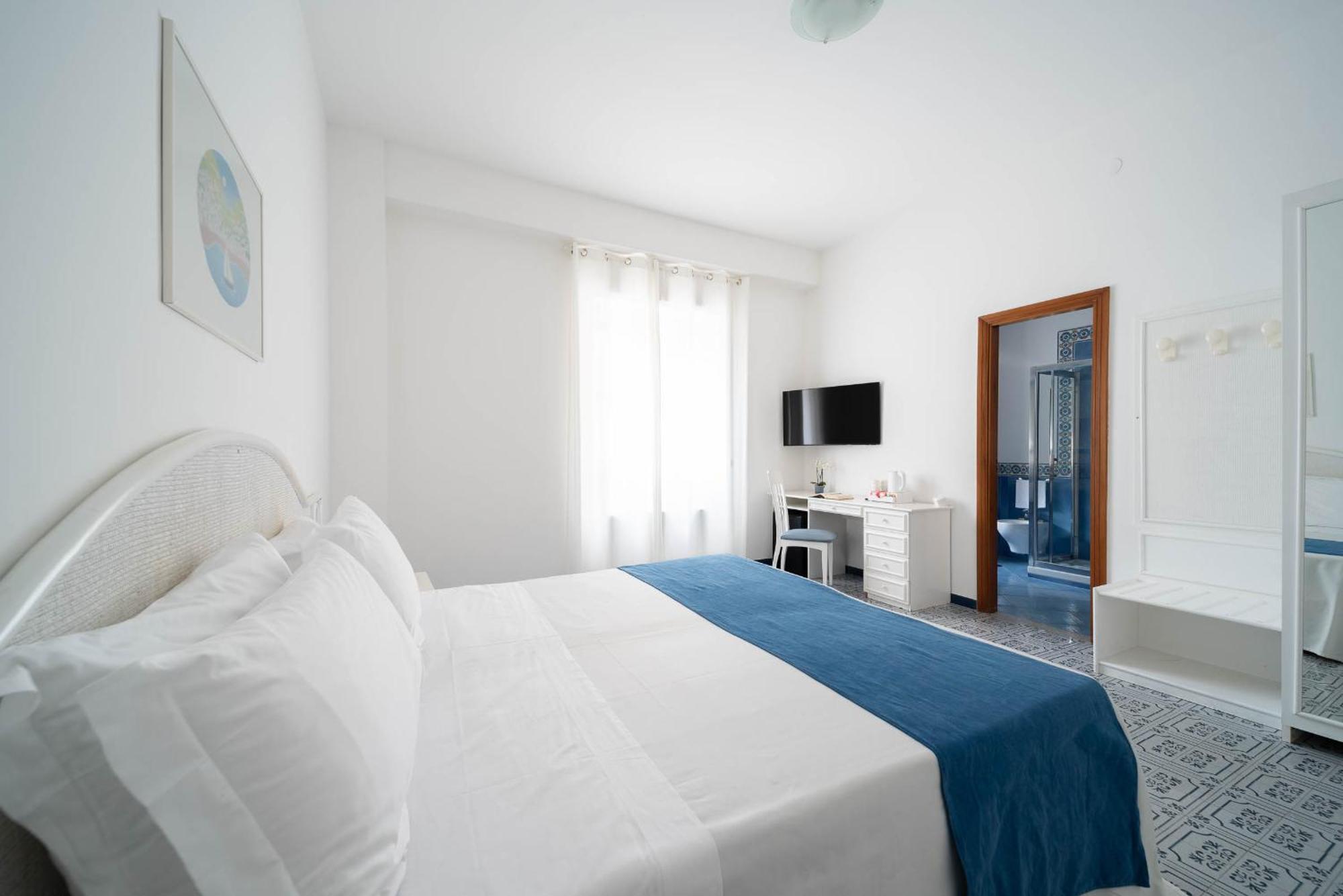 Hotel Panorama Майори Экстерьер фото