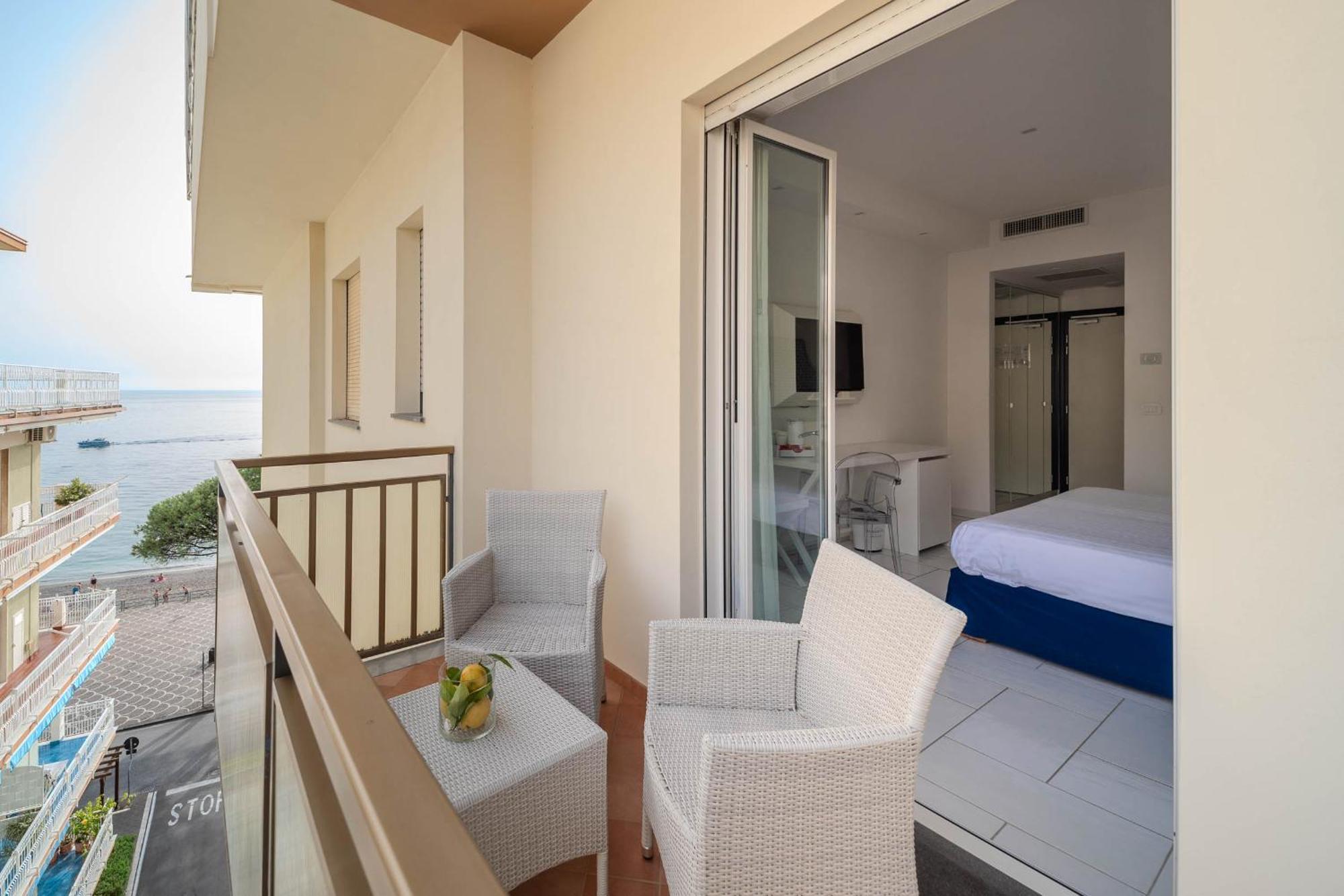 Hotel Panorama Майори Экстерьер фото